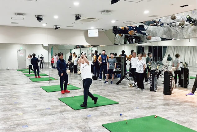 ゴルフレッスンの様子